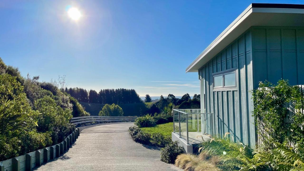 Aston Road Villa Bed & Breakfast Waikanae Exterior photo