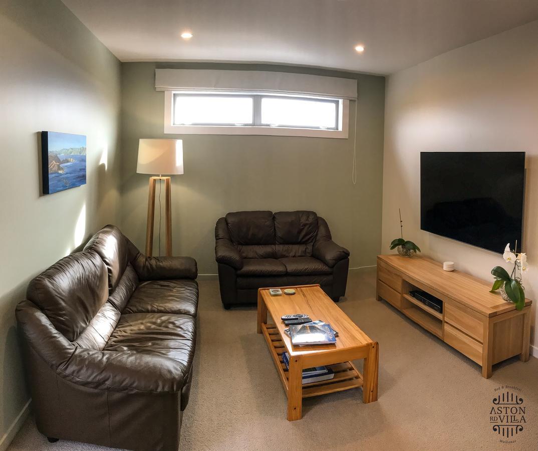 Aston Road Villa Bed & Breakfast Waikanae Exterior photo